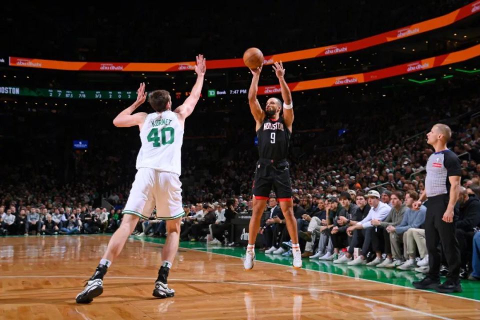 关于格林绝杀时刻，逆转取胜点燃赛场，凯尔特人迎来胜利！的信息