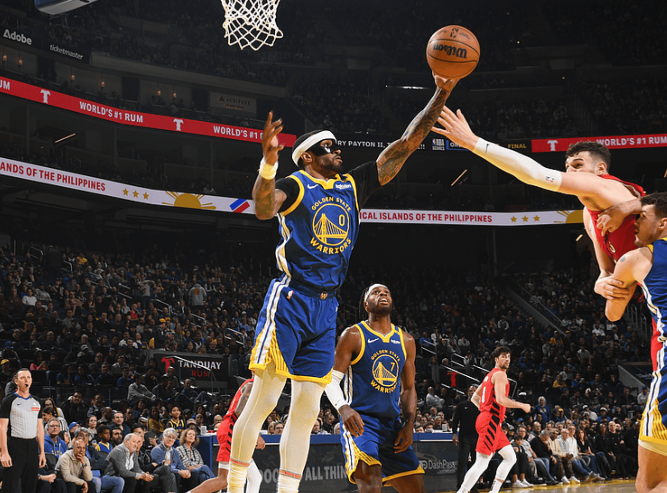 西蒙斯惊艳全场，库里助攻爆棚，狂砍50分逆转取胜！